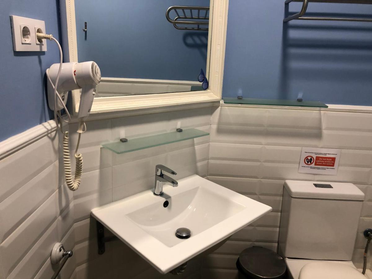 Hostal Medea Barcelona Eksteriør billede
