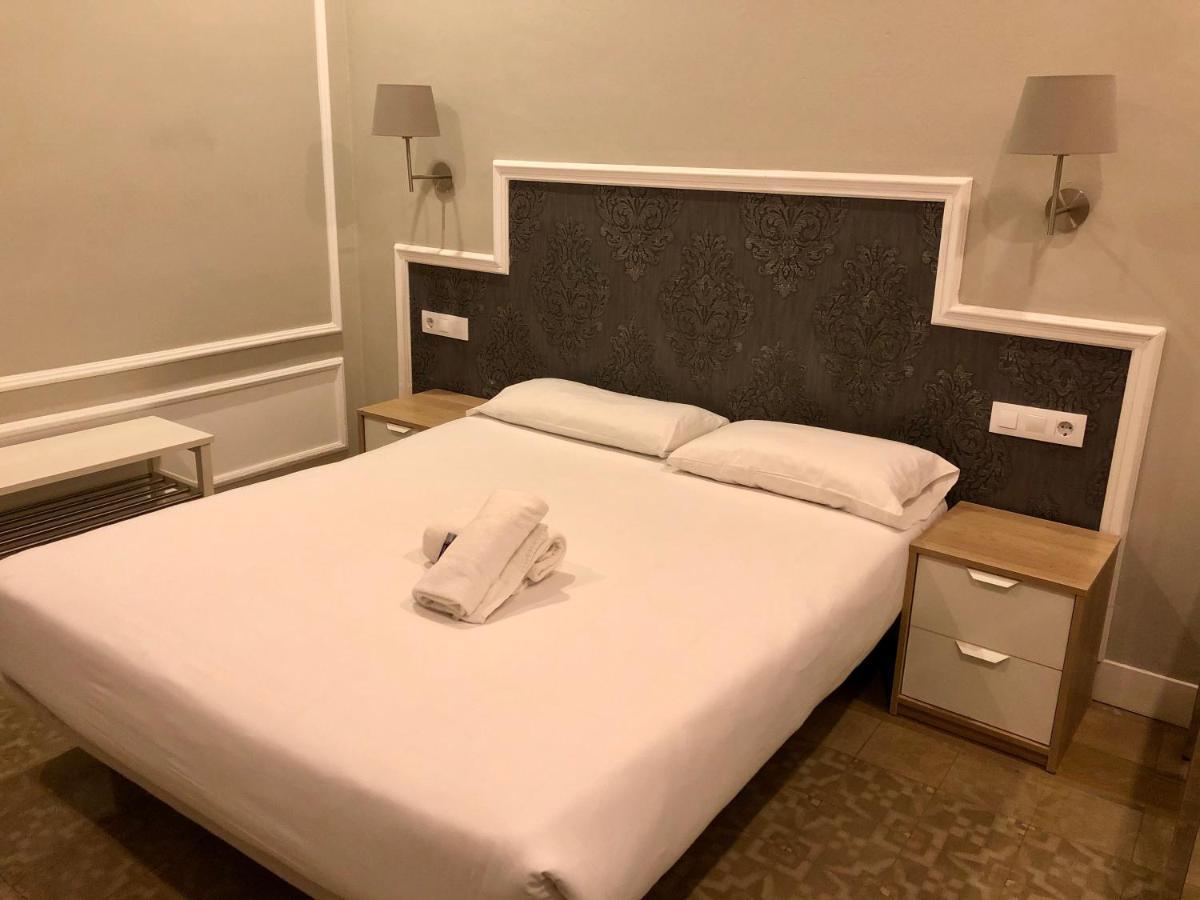 Hostal Medea Barcelona Eksteriør billede
