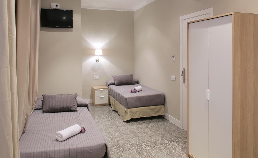 Hostal Medea Barcelona Værelse billede